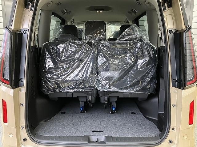 セレナ ＸＶ　登録済未使用車　全周囲カメラ　クリアランスソナー　オートクルーズコントロール　衝突被害軽減システム　両側電動スライドドア　オートマチックハイビーム　オートライト　ＬＥＤヘッドランプ　スマートキー（57枚目）