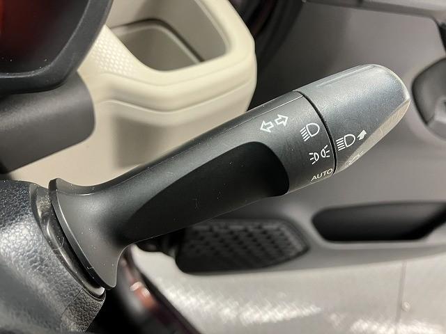 ムーヴ ＸリミテッドＩＩ　ＳＡＩＩＩ　ドライブレコーダー　バックカメラ　ナビ　衝突被害軽減システム　オートマチックハイビーム　オートライト　ＬＥＤヘッドランプ　スマートキー　アイドリングストップ　電動格納ミラー　シートヒーター（10枚目）