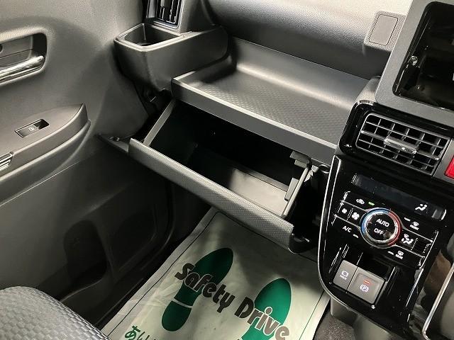 タント カスタムＲＳ　バックカメラ　両側電動スライドドア　クリアランスソナー　衝突被害軽減システム　オートライト　ＬＥＤヘッドランプ　スマートキー　アイドリングストップ　電動格納ミラー　シートヒーター　ベンチシート　ＣＶＴ（25枚目）