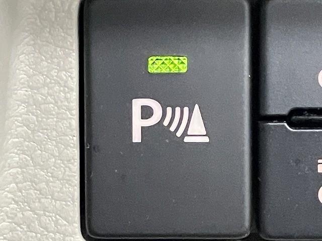 アルトラパン モード　ＥＴＣ　全周囲カメラ　ナビ　ＴＶ　クリアランスソナー　レーンアシスト　衝突被害軽減システム　オートライト　ＨＩＤ　スマートキー　アイドリングストップ　電動格納ミラー　ベンチシート　ＣＶＴ（8枚目）