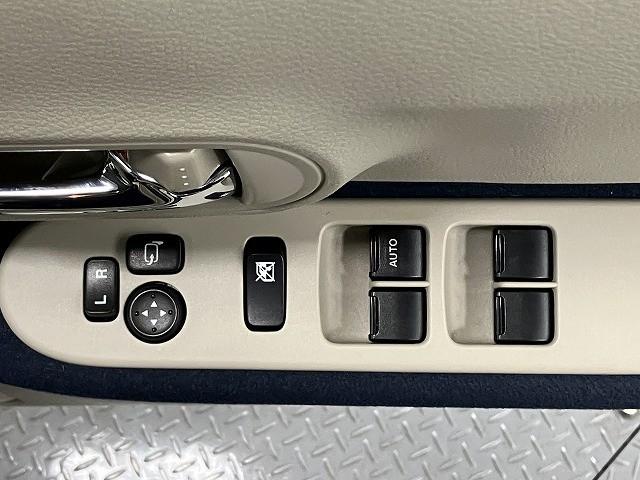 アルトラパン モード　ＥＴＣ　全周囲カメラ　ナビ　ＴＶ　クリアランスソナー　レーンアシスト　衝突被害軽減システム　オートライト　ＨＩＤ　スマートキー　アイドリングストップ　電動格納ミラー　ベンチシート　ＣＶＴ（11枚目）