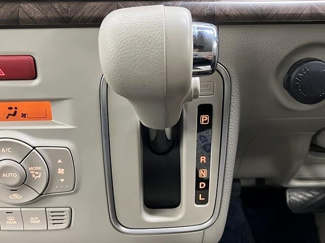 アルトラパン モード　ＥＴＣ　全周囲カメラ　ナビ　ＴＶ　クリアランスソナー　レーンアシスト　衝突被害軽減システム　オートライト　ＨＩＤ　スマートキー　アイドリングストップ　電動格納ミラー　ベンチシート　ＣＶＴ（27枚目）