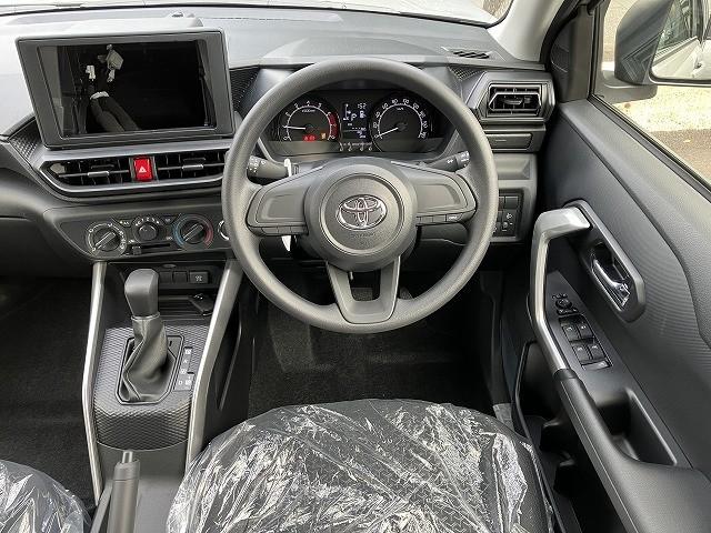 ライズ Ｘ　登録済未使用車　クリアランスソナー　衝突被害軽減システム　オートライト　ＬＥＤヘッドランプ　スマートキー　アイドリングストップ　電動格納ミラー　ＣＶＴ　盗難防止システム　衝突安全ボディ　ＡＢＳ　ＥＳＣ（22枚目）