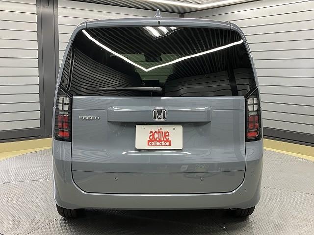 フリード エアー　ＥＸ　登録済未使用車　クリアランスソナー　オートクルーズコントロール　レーンアシスト　衝突被害軽減システム　両側電動スライドドア　オートライト　ＬＥＤヘッドランプ　スマートキー　電動格納ミラー　シートヒータ（17枚目）