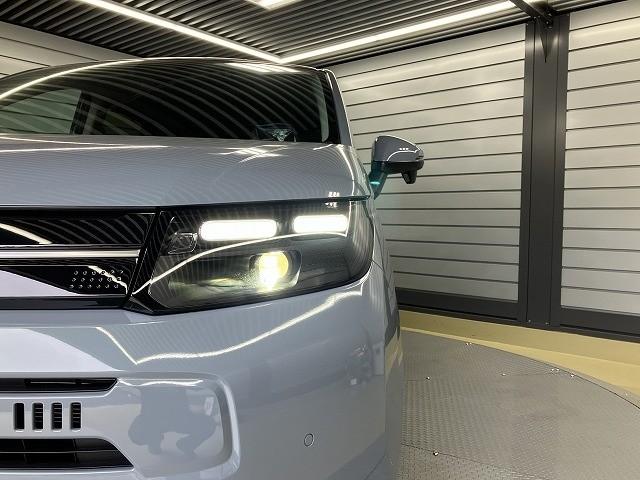 フリード エアー　ＥＸ　登録済未使用車　クリアランスソナー　オートクルーズコントロール　レーンアシスト　衝突被害軽減システム　両側電動スライドドア　オートライト　ＬＥＤヘッドランプ　スマートキー　電動格納ミラー　シートヒータ（23枚目）