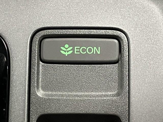 フリード エアー　ＥＸ　登録済未使用車　クリアランスソナー　オートクルーズコントロール　レーンアシスト　衝突被害軽減システム　両側電動スライドドア　オートライト　ＬＥＤヘッドランプ　スマートキー　電動格納ミラー　シートヒータ（59枚目）