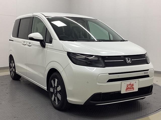 フリード エアー　ＥＸ　クリアランスソナー　オートクルーズコントロール　レーンアシスト　衝突被害軽減システム　両側電動スライドドア　オートライト　ＬＥＤヘッドランプ　スマートキー　電動格納ミラー　シートヒーター　３列シート（14枚目）