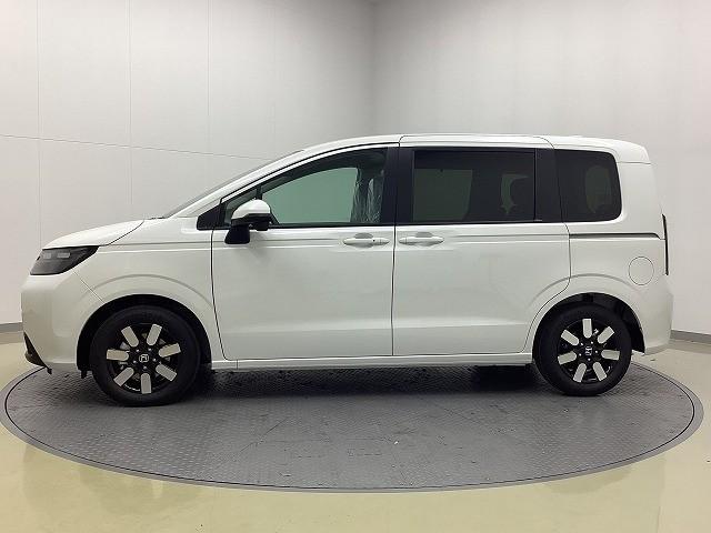 フリード エアー　ＥＸ　クリアランスソナー　オートクルーズコントロール　レーンアシスト　衝突被害軽減システム　両側電動スライドドア　オートライト　ＬＥＤヘッドランプ　スマートキー　電動格納ミラー　シートヒーター　３列シート（22枚目）