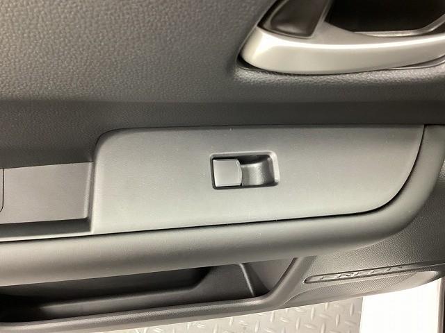 フリード エアー　ＥＸ　クリアランスソナー　オートクルーズコントロール　レーンアシスト　衝突被害軽減システム　両側電動スライドドア　オートライト　ＬＥＤヘッドランプ　スマートキー　電動格納ミラー　シートヒーター　３列シート（47枚目）