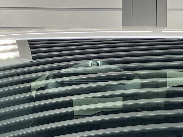 ヤリスクロス ハイブリッドＺ　登録済未使用車　クリアランスソナー　オートクルーズコントロール　レーンアシスト　衝突被害軽減システム　ナビ　オートマチックハイビーム　ＬＥＤヘッドランプ　アルミホイール　電動格納ミラー　シートヒーター（26枚目）