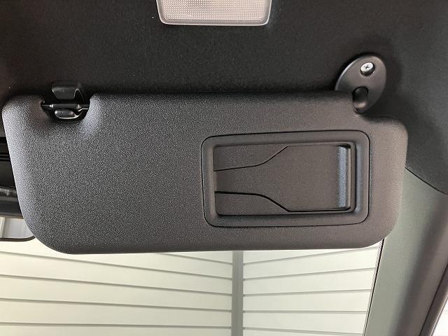 ヤリスクロス ハイブリッドＺ　登録済未使用車　クリアランスソナー　オートクルーズコントロール　レーンアシスト　衝突被害軽減システム　ナビ　オートマチックハイビーム　ＬＥＤヘッドランプ　アルミホイール　電動格納ミラー　シートヒーター（34枚目）