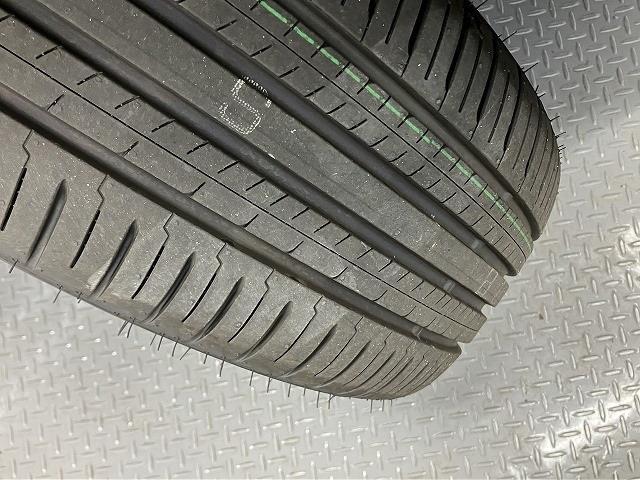 ヤリスクロス ハイブリッドＺ　登録済未使用車　クリアランスソナー　オートクルーズコントロール　レーンアシスト　衝突被害軽減システム　ナビ　オートマチックハイビーム　ＬＥＤヘッドランプ　アルミホイール　電動格納ミラー　シートヒーター（48枚目）