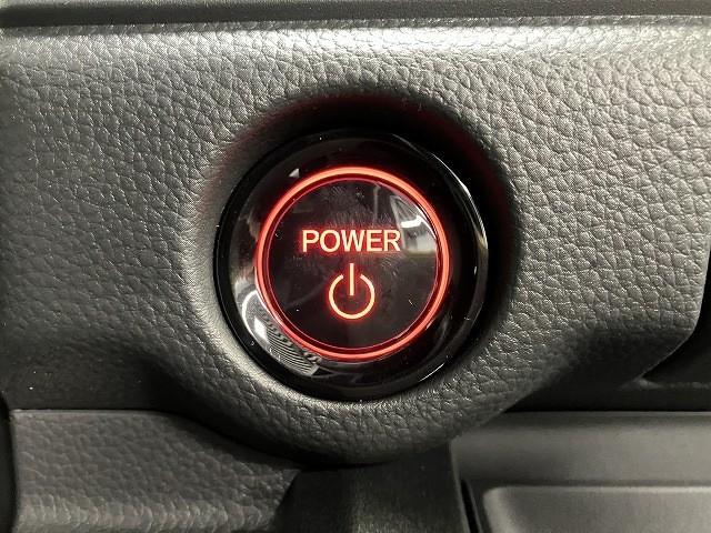 ステップワゴン ｅ：ＨＥＶスパーダ　バックカメラ　クリアランスソナー　オートクルーズコントロール　レーンアシスト　衝突被害軽減システム　両側電動スライドドア　オートライト　ＬＥＤヘッドランプ　電動リアゲート　スマートキー　電動格納ミラー（5枚目）