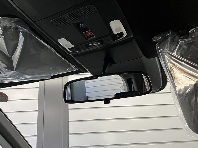 ステップワゴン ｅ：ＨＥＶスパーダ　バックカメラ　クリアランスソナー　オートクルーズコントロール　レーンアシスト　衝突被害軽減システム　両側電動スライドドア　オートライト　ＬＥＤヘッドランプ　電動リアゲート　スマートキー　電動格納ミラー（23枚目）