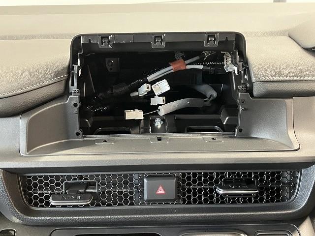 ステップワゴン ｅ：ＨＥＶスパーダ　バックカメラ　クリアランスソナー　オートクルーズコントロール　レーンアシスト　衝突被害軽減システム　両側電動スライドドア　オートライト　ＬＥＤヘッドランプ　電動リアゲート　スマートキー　電動格納ミラー（35枚目）