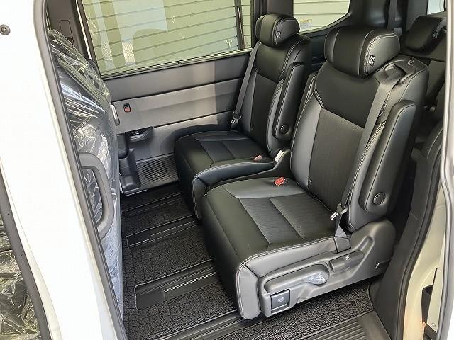 ステップワゴン ｅ：ＨＥＶスパーダ　バックカメラ　クリアランスソナー　オートクルーズコントロール　レーンアシスト　衝突被害軽減システム　両側電動スライドドア　オートライト　ＬＥＤヘッドランプ　電動リアゲート　スマートキー　電動格納ミラー（46枚目）