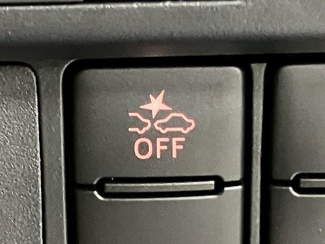 ルーミー カスタムＧ　登録済未使用車　バックカメラ　ＴＶ　両側電動スライドドア　クリアランスソナー　オートクルーズコントロール　衝突被害軽減システム　アルミホイール　オートライト　ＬＥＤヘッドランプ　スマートキー（8枚目）