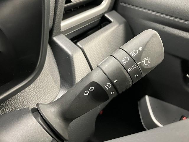 ルーミー カスタムＧ　登録済未使用車　バックカメラ　ＴＶ　両側電動スライドドア　クリアランスソナー　オートクルーズコントロール　衝突被害軽減システム　アルミホイール　オートライト　ＬＥＤヘッドランプ　スマートキー（54枚目）