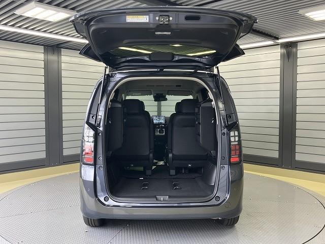 フリード エアー　ＥＸ　登録済未使用車　クリアランスソナー　オートクルーズコントロール　衝突被害軽減システム　両側電動スライドドア　オートライト　ＬＥＤヘッドランプ　スマートキー　電動格納ミラー　シートヒーター（19枚目）