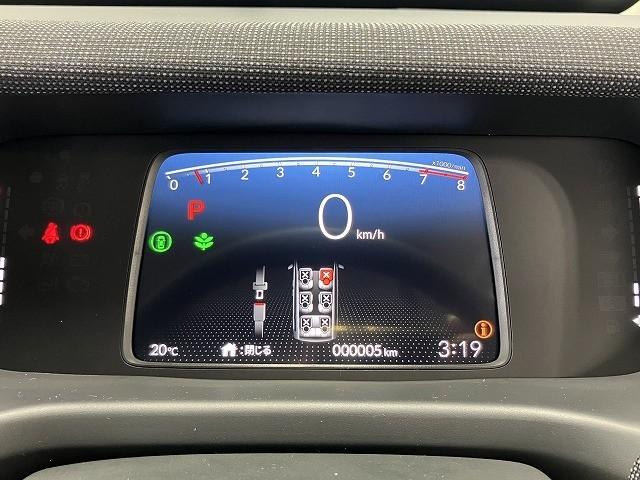 フリード エアー　ＥＸ　登録済未使用車　クリアランスソナー　オートクルーズコントロール　衝突被害軽減システム　両側電動スライドドア　オートライト　ＬＥＤヘッドランプ　スマートキー　電動格納ミラー　シートヒーター（38枚目）