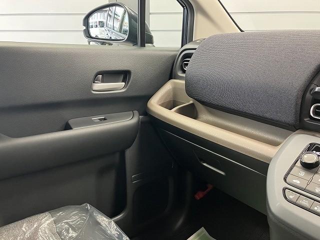 フリード エアー　ＥＸ　登録済未使用車　クリアランスソナー　オートクルーズコントロール　衝突被害軽減システム　両側電動スライドドア　オートライト　ＬＥＤヘッドランプ　スマートキー　電動格納ミラー　シートヒーター（57枚目）