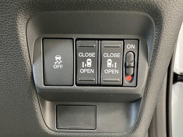 フリード エアー EX 登録済未使用車 クリアランスソナー オートクルーズコントロール 衝突被害軽減システム 両側電動スライドドア オートライト LEDヘッドランプ スマートキー 電動格納ミラー シートヒーター(11枚目)