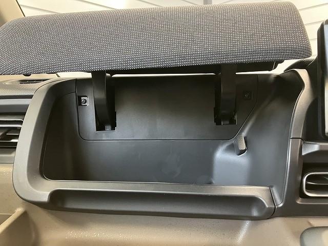 フリード エアー EX 登録済未使用車 クリアランスソナー オートクルーズコントロール 衝突被害軽減システム 両側電動スライドドア オートライト LEDヘッドランプ スマートキー 電動格納ミラー シートヒーター(52枚目)