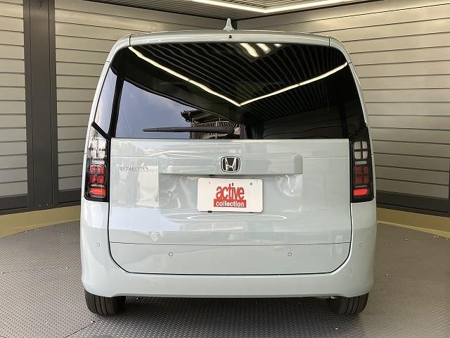 フリード エアー　ＥＸ　登録済未使用車　クリアランスソナー　オートクルーズコントロール　衝突被害軽減システム　両側電動スライドドア　オートライト　ＬＥＤヘッドランプ　スマートキー　電動格納ミラー　シートヒーター（16枚目）