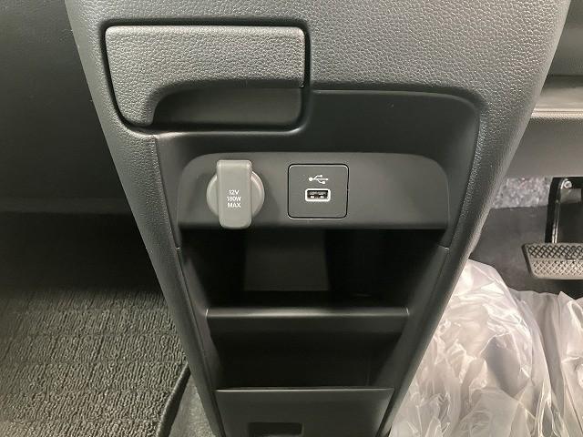 フリード エアー　ＥＸ　登録済未使用車　クリアランスソナー　オートクルーズコントロール　衝突被害軽減システム　両側電動スライドドア　オートライト　ＬＥＤヘッドランプ　スマートキー　電動格納ミラー　シートヒーター（44枚目）