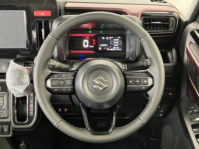 スペーシアカスタム ハイブリッドＸＳ　届出済未使用車　両側電動スライドドア　クリアランスソナー　オートクルーズコントロール　レーンアシスト　衝突被害軽減システム　オートライト　ＬＥＤヘッドランプ　アイドリングストップ　電動格納ミラー（2枚目）