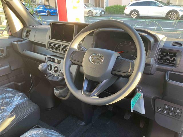 ハイゼットカーゴ クルーズ 4WDマニュアル 登録済み未使用車 保証 新車保証・まごころ保証 1年間・走行距離無制限付き(6枚目)