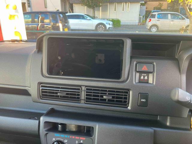 ハイゼットカーゴ クルーズ 4WDマニュアル 登録済み未使用車 保証 新車保証・まごころ保証 1年間・走行距離無制限付き(9枚目)