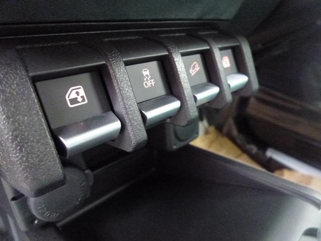 ジムニーノマド ＦＣ　アダプティブコントロールシステム　クリアランスソナー　シートヒーター　１５インチアルミホイール　ＬＥＤヘッドライト　衝突被害軽減システム　衝突安全ボディ　運転席助手席サイドエアバッグ　盗難防止システム（14枚目）