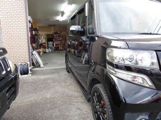 Ｎ－ＢＯＸ モデューロＸ　Ｇ・ターボパッケージ　スマートキー　ＩＣターボ　ナビ　ＴＶ　Ｂカメラ　ＥＴＣ　Ｂｌｕｅｔｏｏｔｈ　両側パワースライドドア　ＨＩＤライト（3枚目）