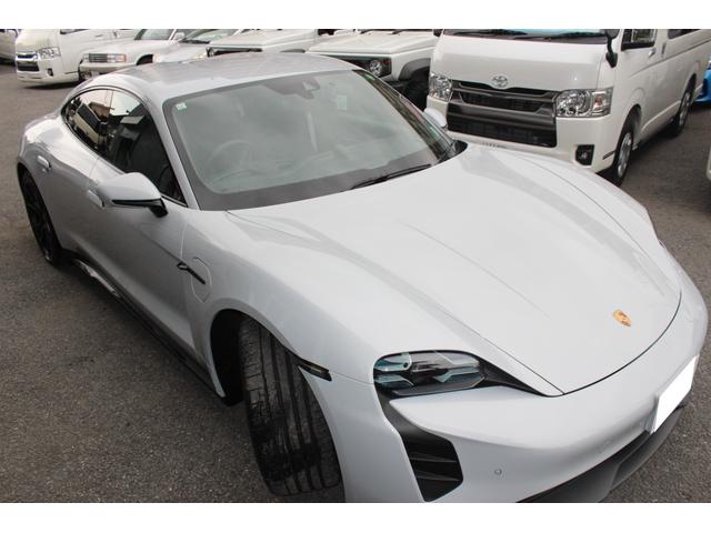 タイカン タイカンＧＴＳ　ＢＯＳＥ２１インチアルミアクセントパッケージシートベンチレージョンドライブレコダーＰＤＣＣスポーツ（12枚目）