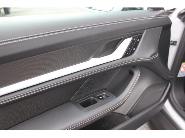 タイカン タイカンＧＴＳ　ＢＯＳＥ２１インチアルミアクセントパッケージシートベンチレージョンドライブレコダーＰＤＣＣスポーツ（40枚目）
