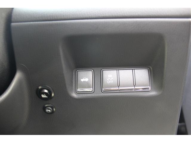 フーガ ３７０ＧＴ　純正ナビゲーションＴＶバックカメラフロントインパル仕様バンパー　黒革シート　パワーシート　シートヒータープッシュスタートインテリジェントキー（29枚目）