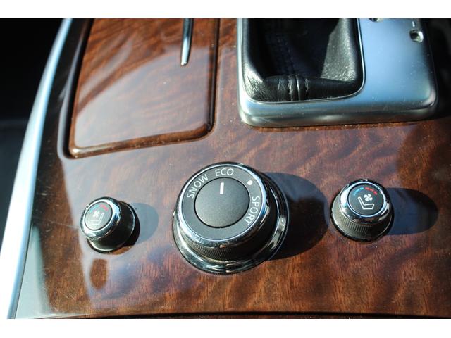 フーガ ３７０ＧＴ　純正ナビゲーションＴＶバックカメラフロントインパル仕様バンパー　黒革シート　パワーシート　シートヒータープッシュスタートインテリジェントキー（30枚目）