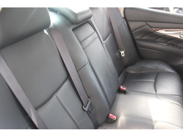 フーガ ３７０ＧＴ　純正ナビゲーションＴＶバックカメラフロントインパル仕様バンパー　黒革シート　パワーシート　シートヒータープッシュスタートインテリジェントキー（40枚目）