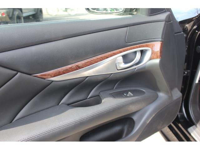 フーガ ３７０ＧＴ　純正ナビゲーションＴＶバックカメラフロントインパル仕様バンパー　黒革シート　パワーシート　シートヒータープッシュスタートインテリジェントキー（42枚目）