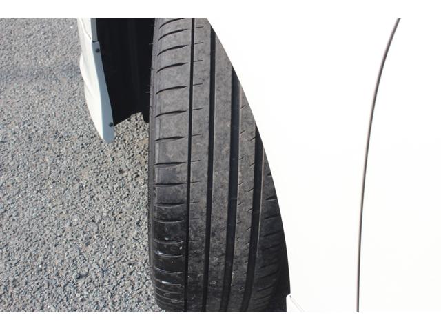 プリウス Ａツーリングセレクション　４ＷＤ　９インチナビゲーションＴＶバックカメラＥＴＣ　黒レザーシートパワーシート　シートヒーター　モデリスタエアロ　ＬＥＤライト（51枚目）