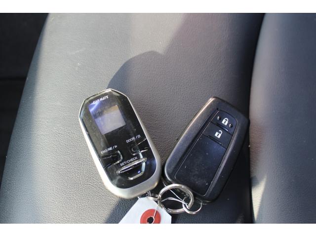 プリウス Ａツーリングセレクション　４ＷＤ　９インチナビゲーションＴＶバックカメラＥＴＣ　黒レザーシートパワーシート　シートヒーター　モデリスタエアロ　ＬＥＤライト（58枚目）