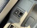 トランスポーター　ワンオーナー　パワーウィンドウ　キーレスエントリー　純正ＣＤ／ＡＭＦＭラジオ　ＥＴＣ　ドアバイザー　スタッドレスタイヤ装着（20枚目）