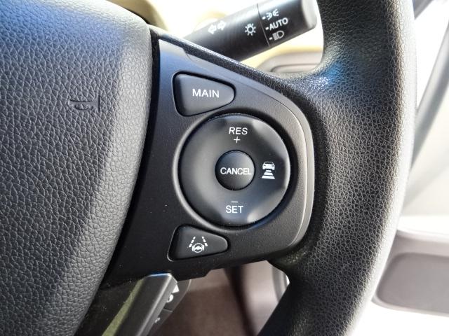 フリード Ｇ・ホンダセンシング　６人　メモリーナビ　リアカメラ　両側電動ドア　Ｂｌｕｅｔｏｏｔｈ　フルセグＴＶ　ＥＴＣ　ＬＥＤライト　ワンオーナー　Ｆセグ　追突被害軽減ブレーキ　ｉストップ　Ｗエアバッグ　パワーウィンドウ　１オ－ナ－（7枚目）