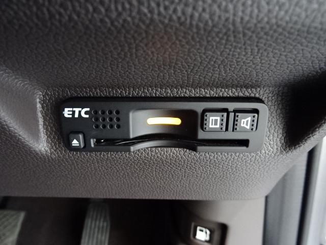 フリード Ｇ・ホンダセンシング　６人　メモリーナビ　リアカメラ　両側電動ドア　Ｂｌｕｅｔｏｏｔｈ　フルセグＴＶ　ＥＴＣ　ＬＥＤライト　ワンオーナー　Ｆセグ　追突被害軽減ブレーキ　ｉストップ　Ｗエアバッグ　パワーウィンドウ　１オ－ナ－（9枚目）