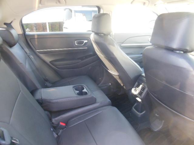 ヴェゼル ｅ：ＨＥＶＺ　ＨｏｎｄａＳＥＮＳＩＮＧ　ドラレコ　メモリーナビ　リアカメラ　ＥＴＣ　純正アルミ　ドアバイザー　衝突回避支援ブレーキ機能　１オナ　スマキ　フルオートエアコン　Ｄレコ　エアバッグ　両席エアバック　Ｒカメ（18枚目）