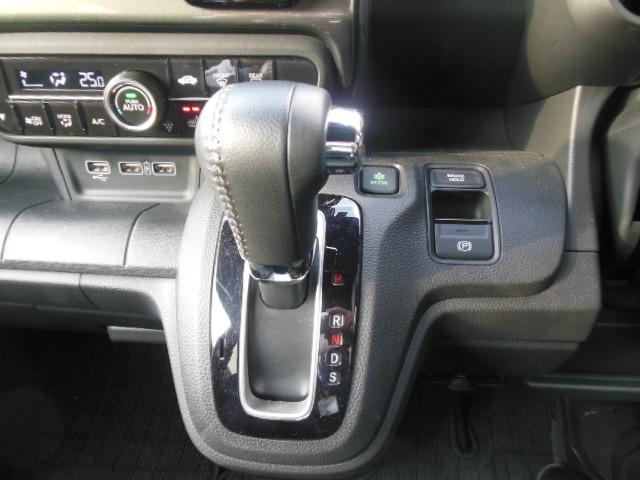 N-WGNカスタム L・ターボ 当社デモカー HondaSENSING ドラレコ メモリーナビ リアカメラ ETC 純正アルミ 衝突被害軽減装置 LEDランプ Bカメ サイドエアバック イモビ スマートキー・プッシュスタート AAC(14枚目)