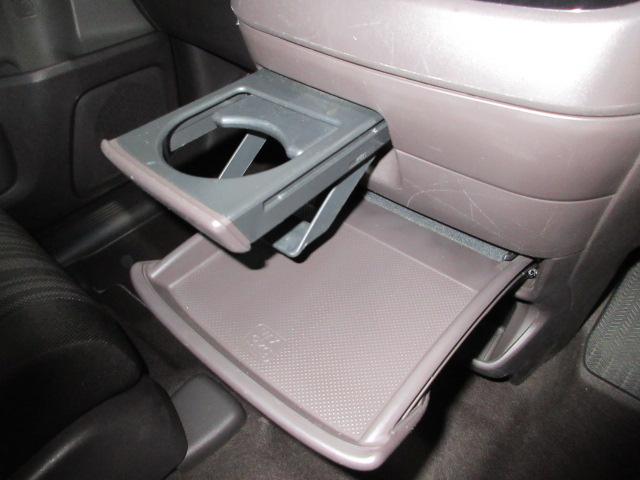 フリードハイブリッド ハイブリッド・Ｇホンダセンシング　６人　前後ドラレコ　メモリーナビ　リアカメラ　両側電動スライドドア　ＥＴＣ　Ｂｌｕｅｔｏｏｔｈ　ＬＥＤライト　オートライト　ワンオーナー　軽減ブレーキ　キーフリーシステム　１オ－ナ－　記録簿　後カメラ（14枚目）