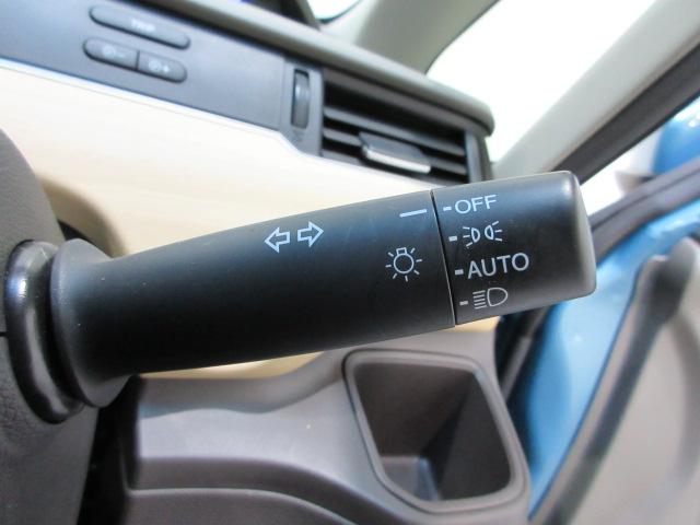 フリードハイブリッド ハイブリッド・Ｇホンダセンシング　６人　前後ドラレコ　メモリーナビ　リアカメラ　両側電動スライドドア　ＥＴＣ　Ｂｌｕｅｔｏｏｔｈ　ＬＥＤライト　オートライト　ワンオーナー　軽減ブレーキ　キーフリーシステム　１オ－ナ－　記録簿　後カメラ（15枚目）