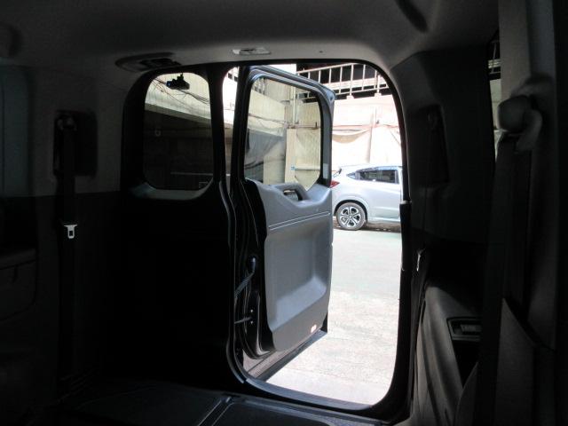 ステップワゴンスパーダ スパーダハイブリッドＧホンダセンシング　ＨｏｎｄａＳＥＮＳＩＮＧ　前後ドラレコ　メモリーナビ　フルセグＴＶ　リヤカメラ　ＥＴＣ　Ｂｌｕｅｔｏｏｔｈ　ＣＭＢＳ　スマキー　Ａストップ　ＥＳＣ　ＵＳＢ入力　両側自動ドア　オートエアコン　地デジ（31枚目）